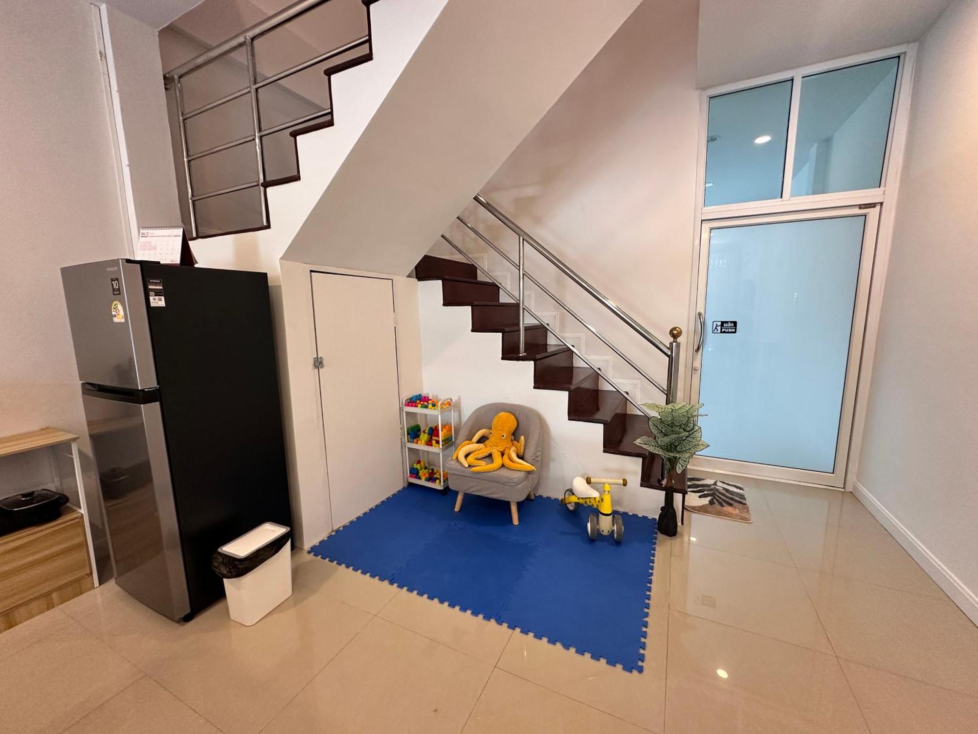 Home Living 8 At Hat Yai Ban Kho Hong Exteriör bild