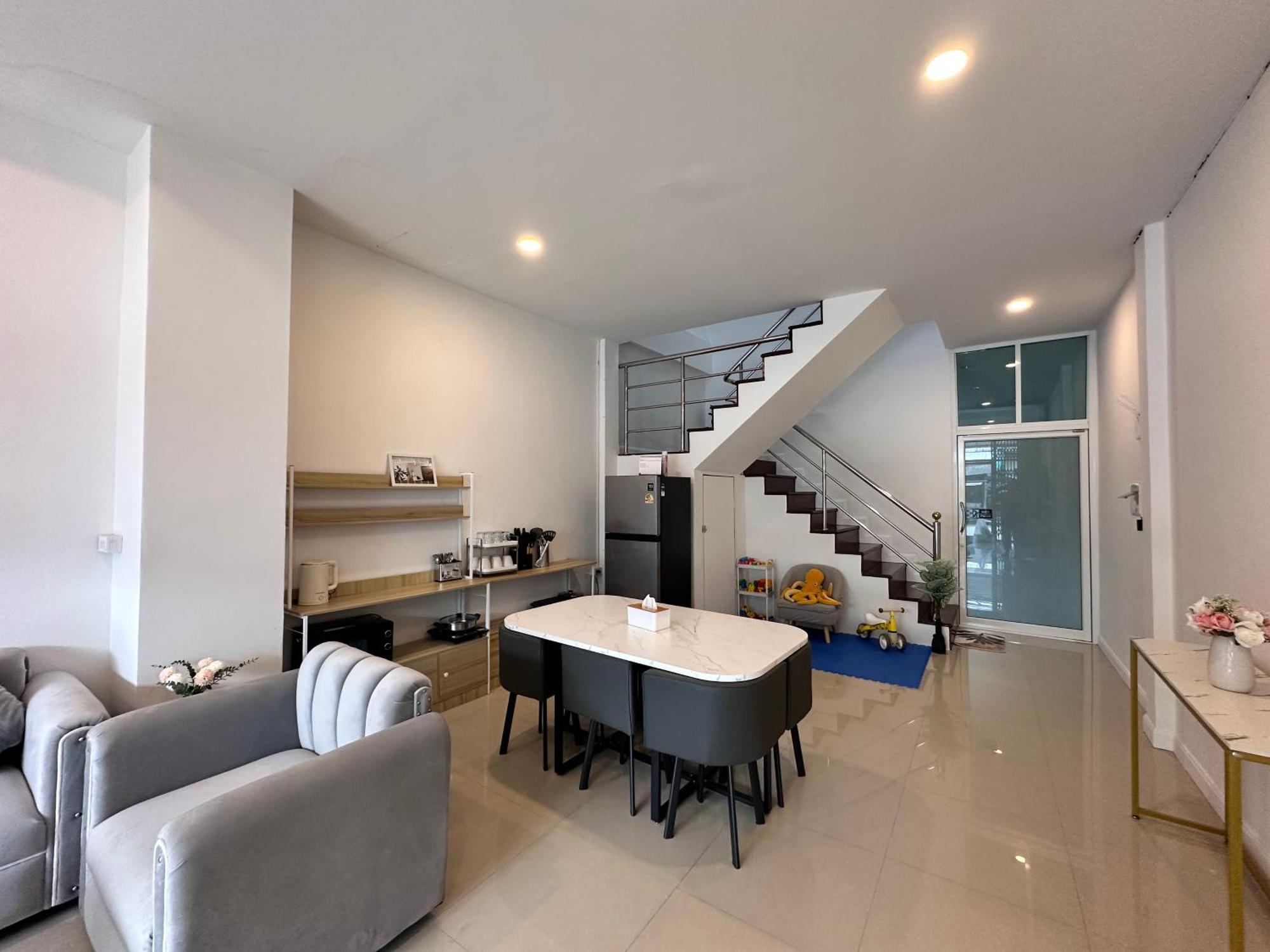 Home Living 8 At Hat Yai Ban Kho Hong Exteriör bild