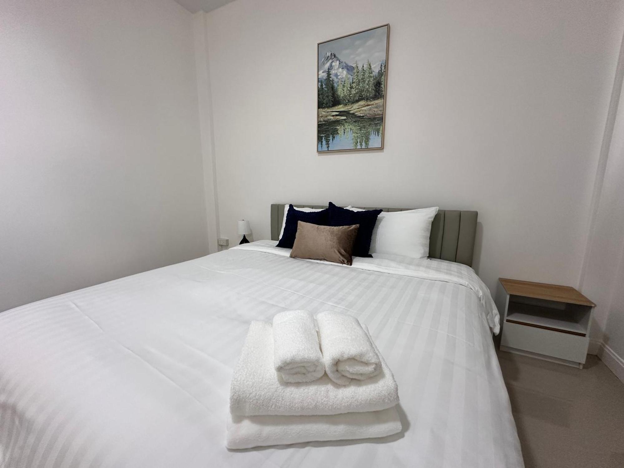 Home Living 8 At Hat Yai Ban Kho Hong Exteriör bild